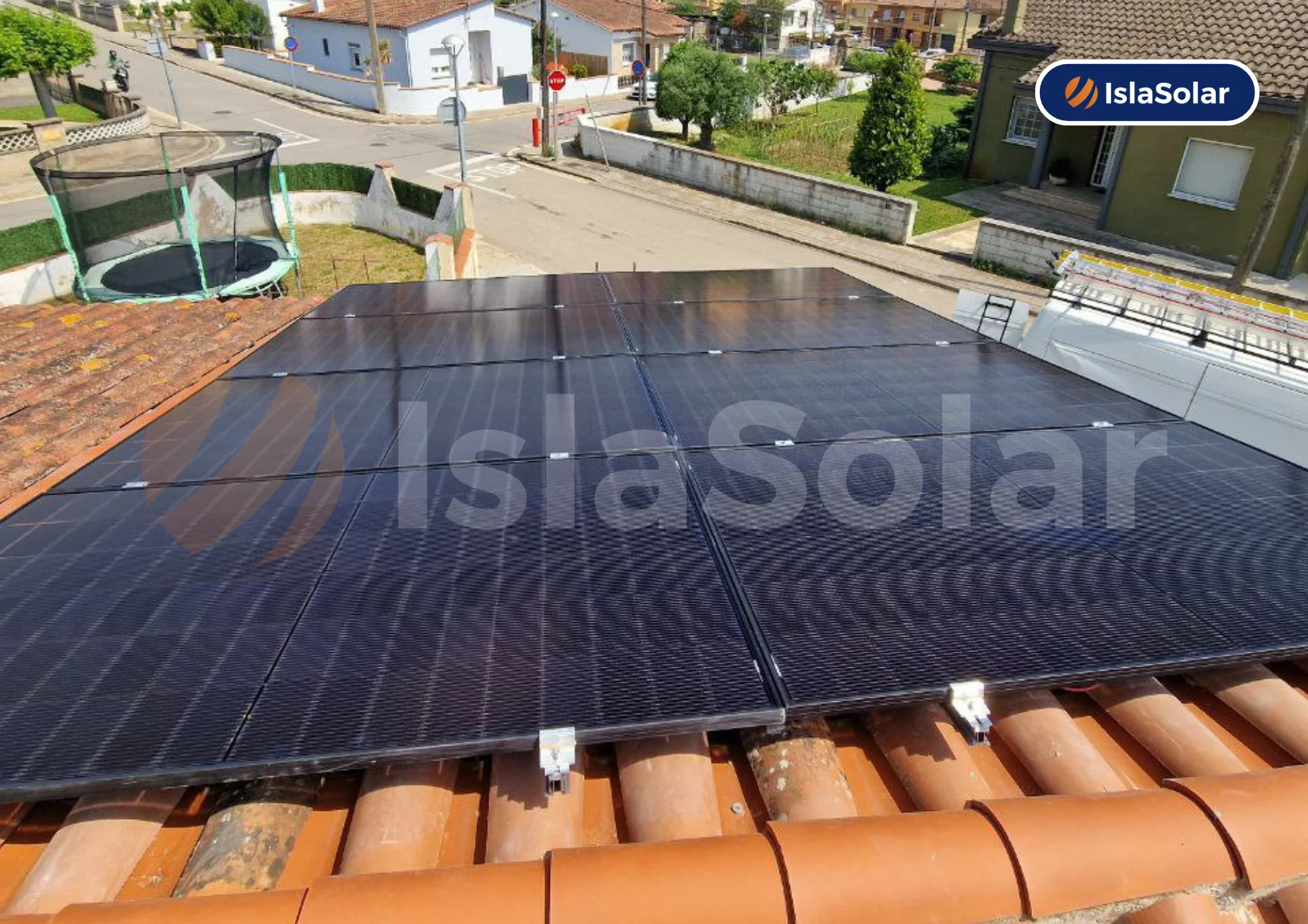 instalación de placas solares en casa en redondela
