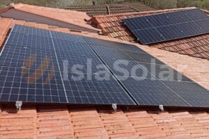 instalación fotovoltaica residencial terminada