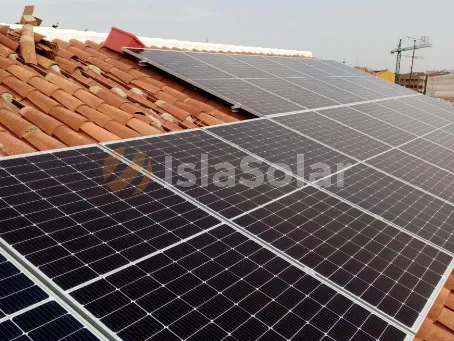 placas solares en Cabanillas de la Sierra