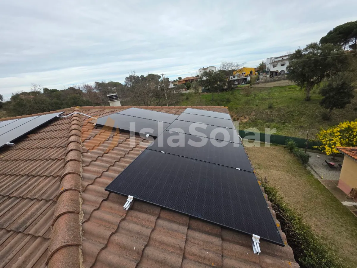 placas solares en Cervera de Buitrago