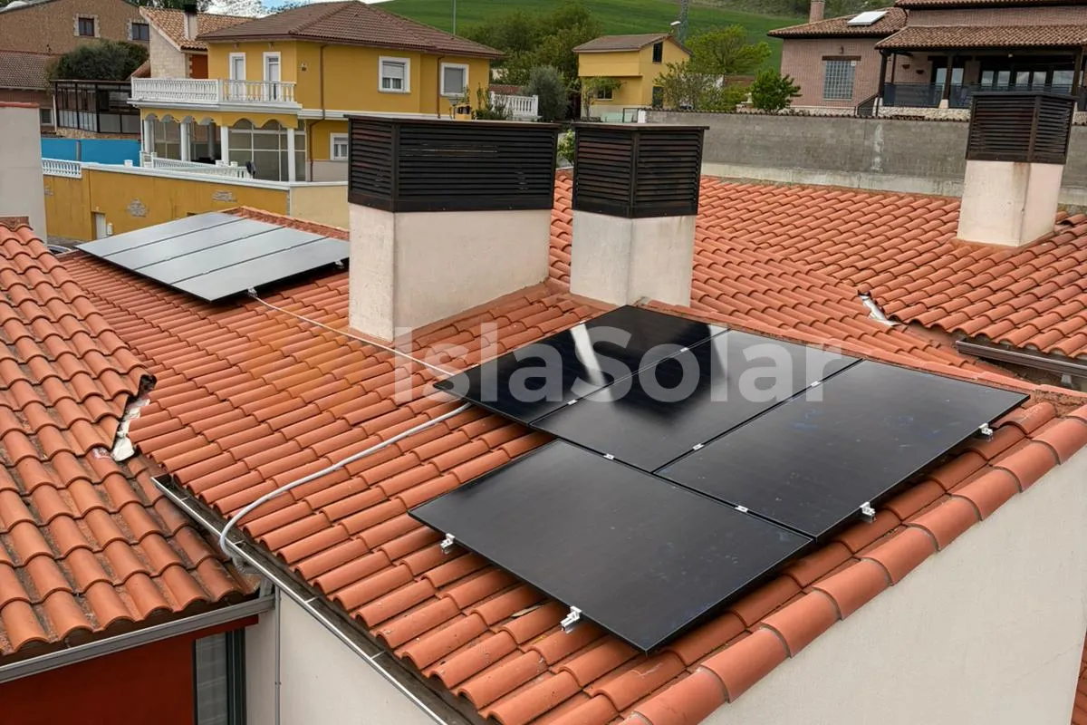 placas solares en Cuevas del Valle