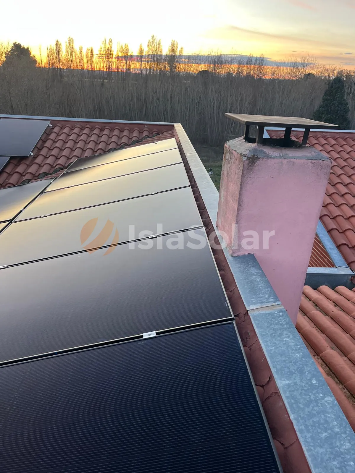 placas solares en El Álamo