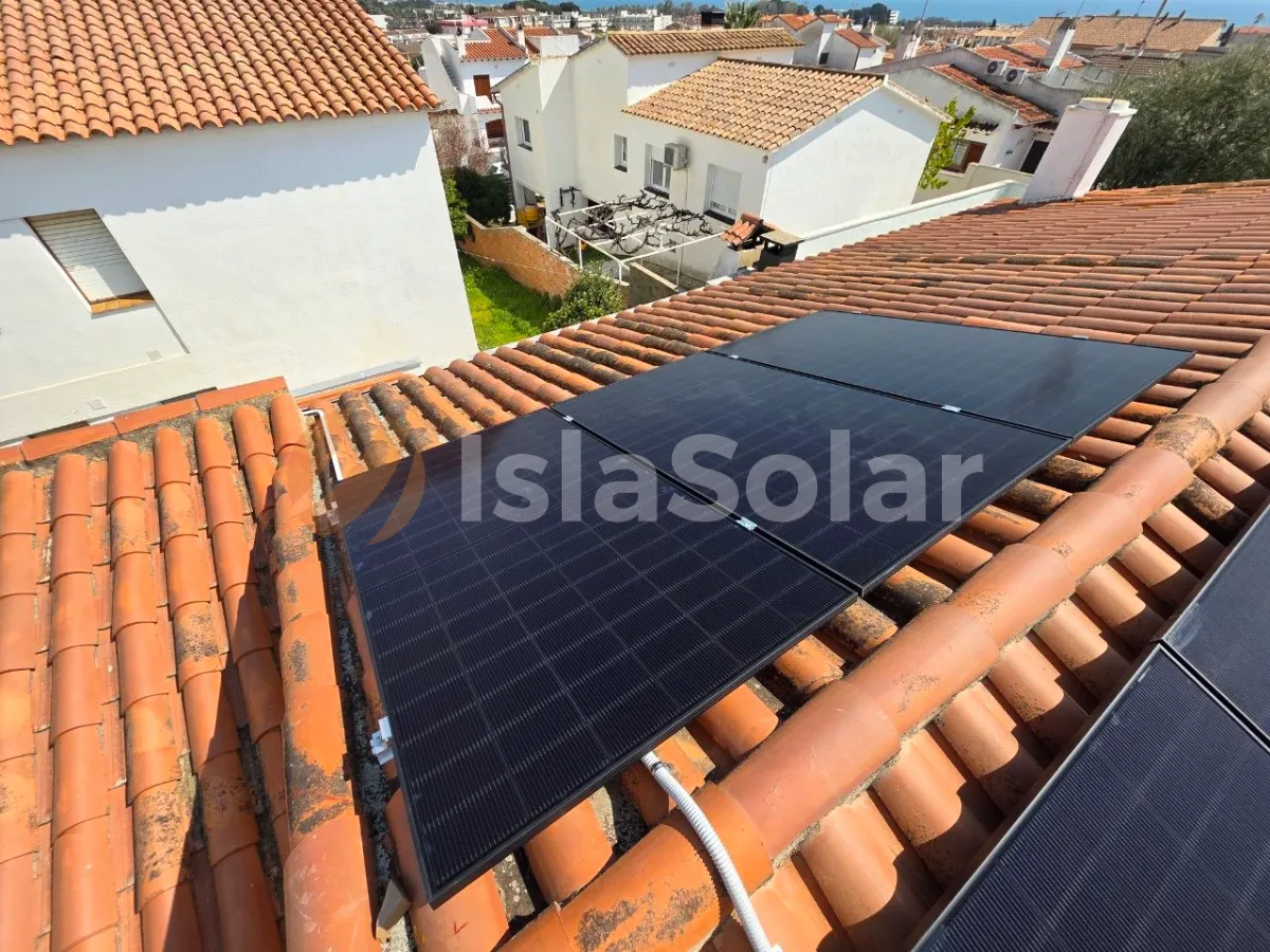 placas solares en La Acebeda