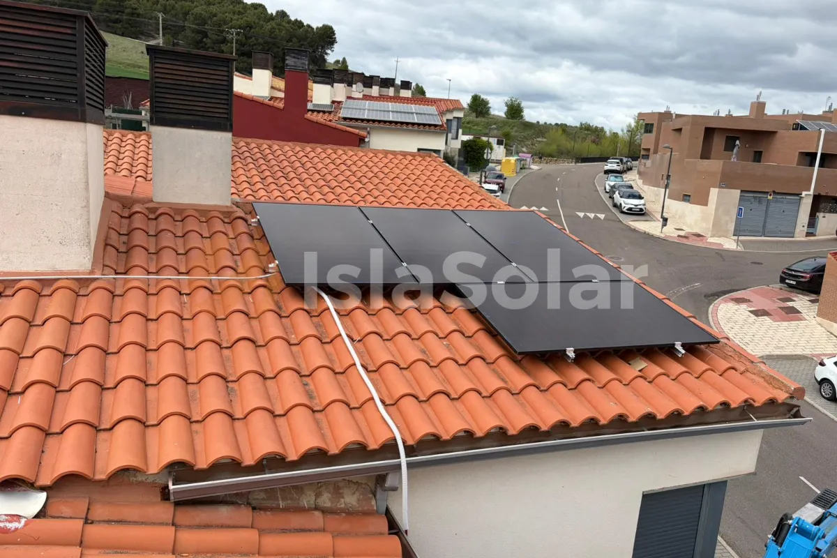 placas solares en La Colilla