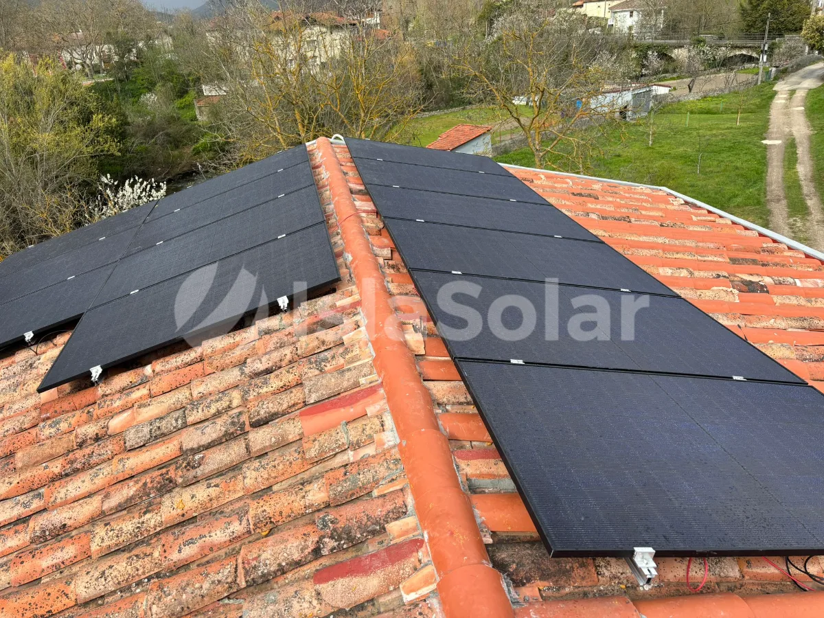 Placas solares en Madrigal de las Altas Torres