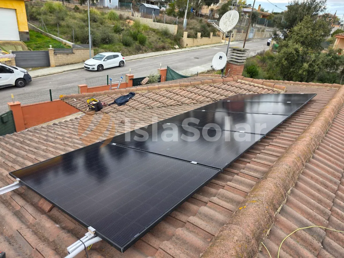 placas solares en Navarredonda