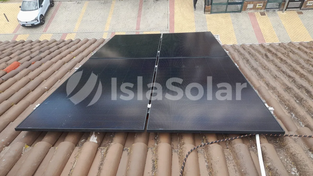 Placas solares en Pedro Bernardo