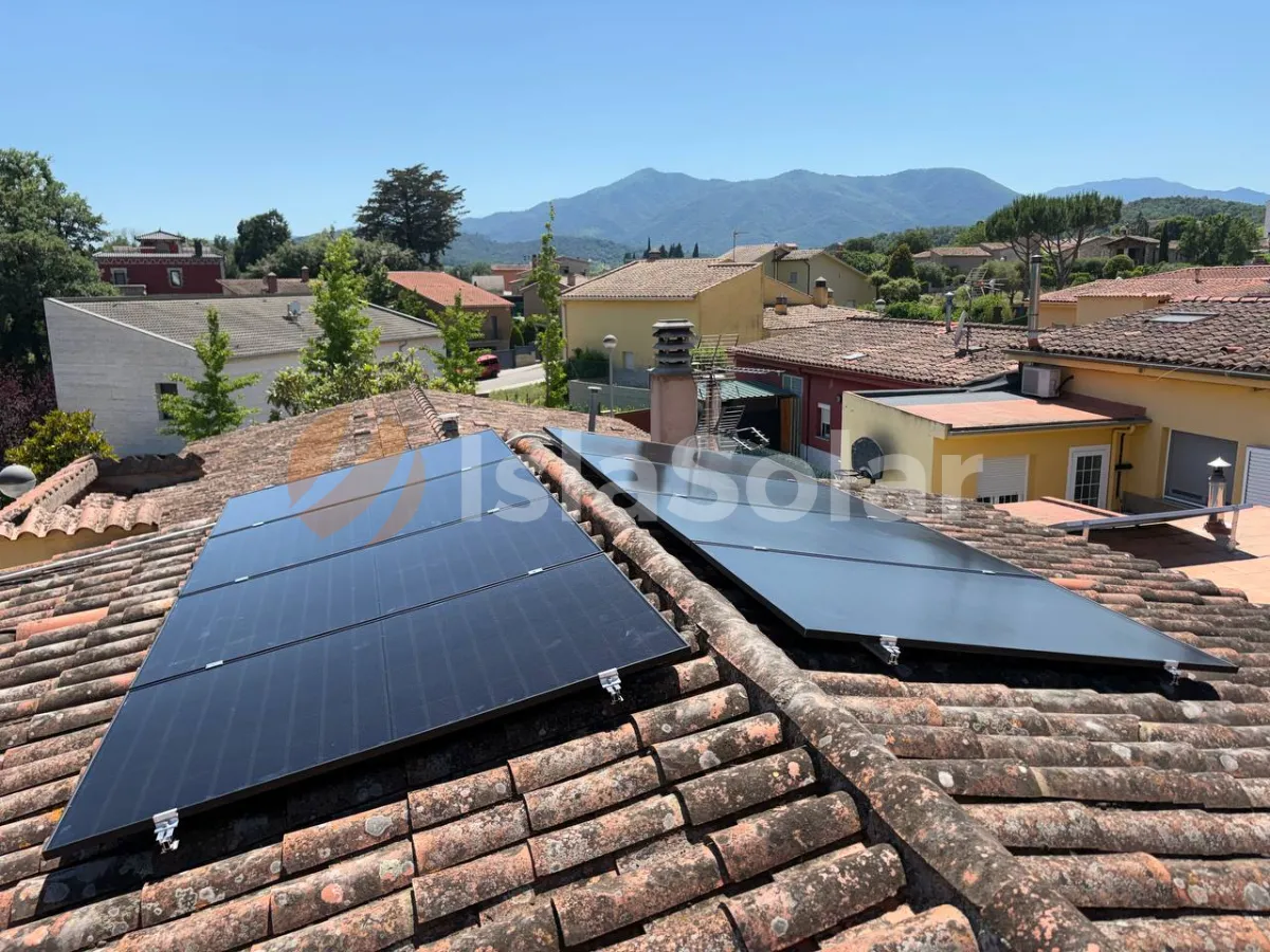 placas solares en Pinilla del Valle