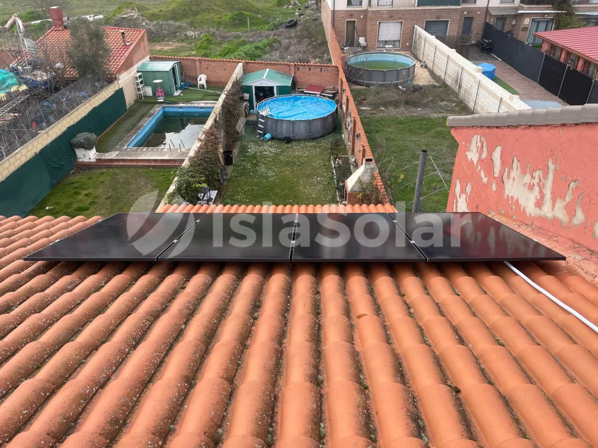 Placas solares en Tiñosillos