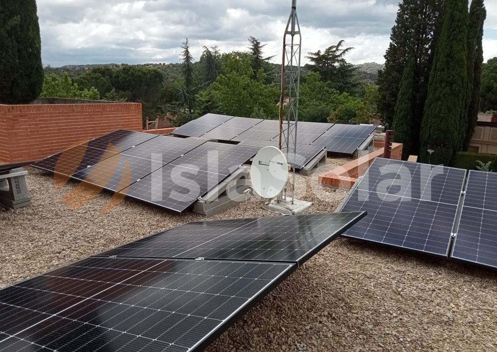 Paneles solares en santa maria del berrocal