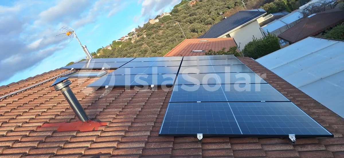 Cuántas placas solares necesita una casa de campo