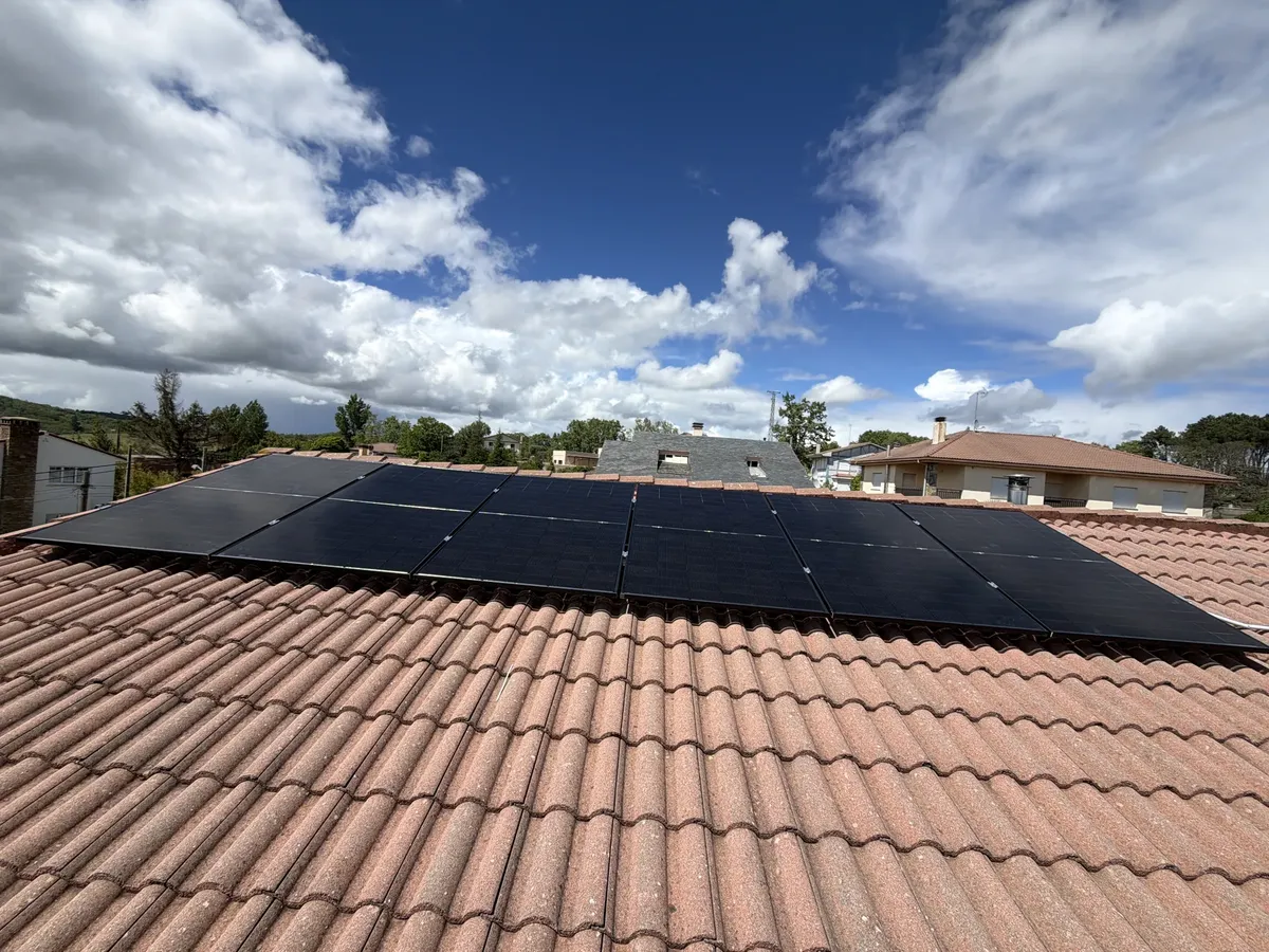 placas solares en Martín Muñoz de la Dehesa
